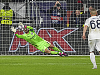 Кварацхелия не реализовал пенальти и сделал голевую передачу. 