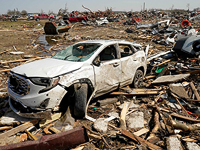 Жертвами торнадо на юге США стали десятки людей
