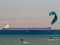 ООН: брошенный у берегов Йемена супертанкер может взорваться в любой момент