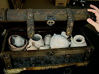 В районе Кафр-Касема найдены древности, похищенные