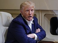 Экс-президенту США Дональду Трампу предъявлены обвинения по делу порнозвезды Сторми Дэниэлс