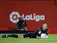 Чемпионат Испании. Бывший вратарь 