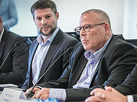 Бецалель Смотрич потребовал подготовить иск в суд против 