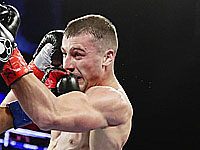 Андеркард боя Канело. Гвоздик нокаутировал Болотника