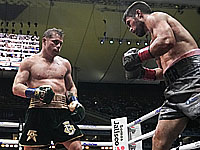 Бокс. Сауль Альварес вернулся в Мексику и победил Джона Райдера