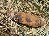 В Кфар а-Ярок обнаружен снаряд; на место прибыли саперы