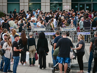 Закрытие визовых отделов МВД: существующие визы продлевают, но новые не оформляют