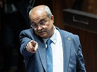 Ахмад Тиби:  