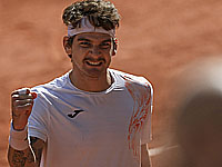 Открытый чемпионат Франции. Медведев проиграл 172-й ракетке мира