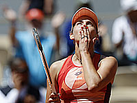 Открытый чемпионат Франции. Победы Соболенко, Касаткиной и Павлюченковой