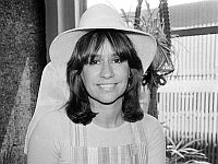 Умерла популярная певица Аструд Жилберту