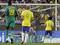 Товарищеские матчи. Бразильцы проиграли сборной Сенегала, немцы - Колумбии