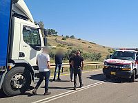 На севере Израиля грузовик сбил пожилого мужчину