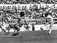 Умер известный футболист, забивший гол в ворота сборной СССР в матче чемпионата мира 1986 года