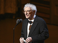 В возрасте 99 лет умер Шелдон Харник, автор песен к мюзиклу 