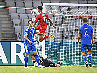 Молодежный чемпионат Европы по футболу. Израильтяне проиграли англичанам, немцы - чехам