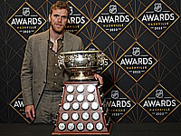 Коннор Макдэвид в третий раз завоевал