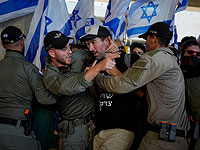 Поступают сообщения о давке возле третьего терминала аэропорта