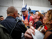 По данным на 18:30, во время акций протеста задержаны 37 человек