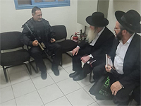 В гробнице Йосефа в Шхеме генинспектор полиции встретился с родителями юноши, пропавшего в марте прошлого года