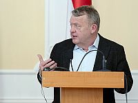 Глава МИД Дании: правительство ищет 