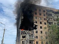 В Кривом Роге российская ракета попала в девятиэтажный жилой дом, есть жертвы