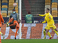 Бывший полузащитник 