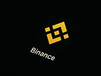Криптобиржа Binance запретила гражданам России покупать и продавать любую валюту, кроме рубля