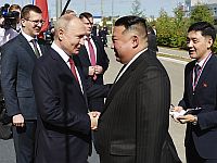 Путин и Ким встретились на космодроме 