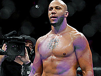 UFC в Париже. Ган нокаутировал Спивака