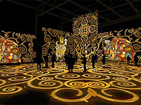 KLIMT – иммерсивная выcтавка в павильоне The CUBE в Холоне
