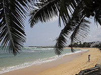 На Шри-Ланке мошенники используют мальчика, немного говорящего на иврите, для обмана туристов