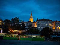 Сербия стягивает военных и технику к границе с Косово, США призвали Белград отвести войска