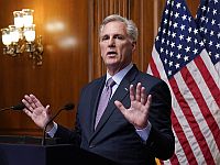 Республиканец Кевин Маккарти отстранен с поста спикера Палаты представителей США