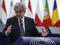 Еврокомиссия пригрозила Илону Маску, как владельцу соцсети X, санкциями за 