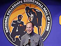 Умер легендарный американский баскетболист, олимпийский чемпион