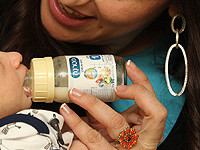 МАДА предупреждает: грудное молоко, доставленное в Израиль из-за рубежа, может быть опасным