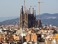 В Барселоне группа пропалестинских активистов ворвалась в отель, якобы принадлежащий израильтянину