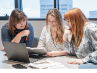 ProfiJobs – помогает найти работу и работников