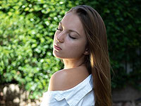 Анастасия Гулина – привожу в порядок ресницы и брови