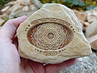 Симона и Марат  –  студия гравировки по камню 