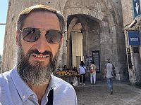 Дмитрий Захаров – работы по дереву на Голанских высотах и на севере страны