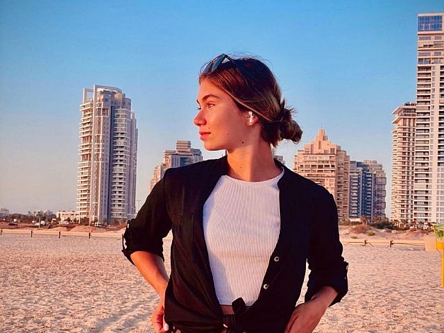 Аня Кудряшова приглашает желающих заниматься горнолыжным спортом в свою группу