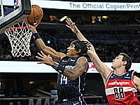 НБА. Дени Авдия набрал 6 очков. 