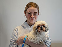 Бывшая заложница Майя Леймберг, спасшая свою собаку, вернулась домой