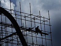 Обвинения по делу о подкупе чиновников в Кении: руководство 