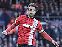 Во время матча чемпионата Англии капитан