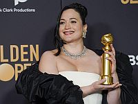 Лили Гладстон стала первой представительницей коренных народов Америки, получившей 