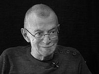 Умер поэт Лев Рубинштейн