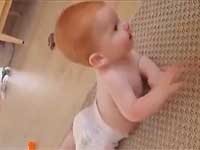 В кибуце Нир-Оз отметили первый день рождения Кфира Бибаса, самого маленького заложника ХАМАСа